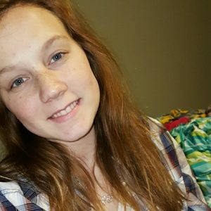 Meet your Posher, Lydia