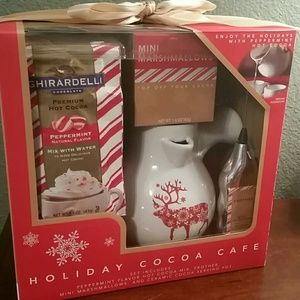 Ghirardelli Cocoa Cafe