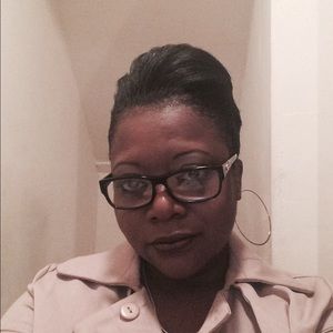 Meet your Posher, Sheila