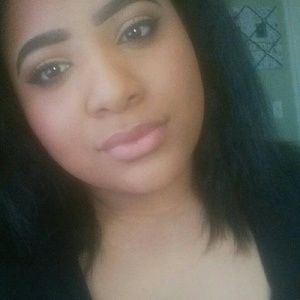 Meet your Posher, Renee