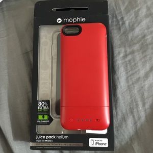 BRAND NEW morphie iphone 5/5s charging case