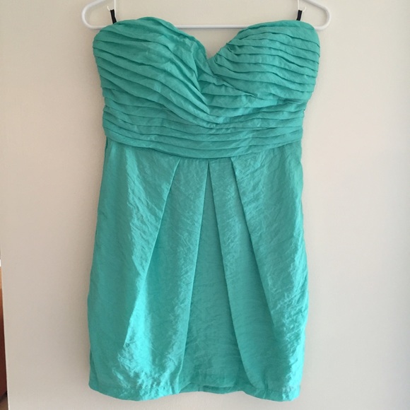 Robe Maxi Sans Bretelles 2B Bebe - Taille S - Couleur Corail - Neuf Sans étiquettes (NWOT)