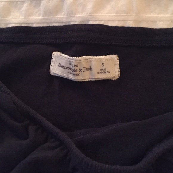 Navy Ruffle top - Picture 2 of 2