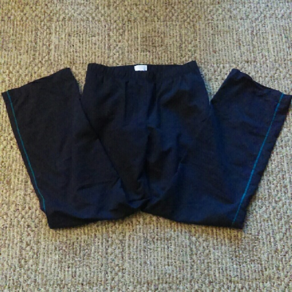 Track Suit - Picture 3 of 3