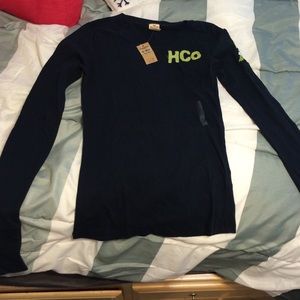 Hollister long sleeved shirt