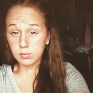 Meet your Posher, Madelyn