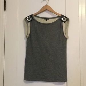 Cotton shell with crystals on shoulder