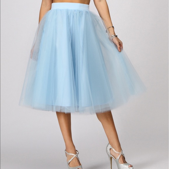 Windsor Size Small Tulle Midi Skirt Light Blue