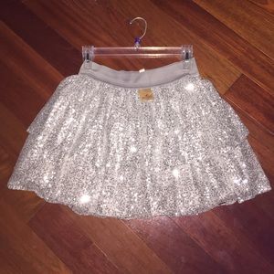 Gorgeous Hollister silver sequined skirt