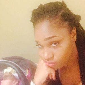 Meet your Posher, Iesha