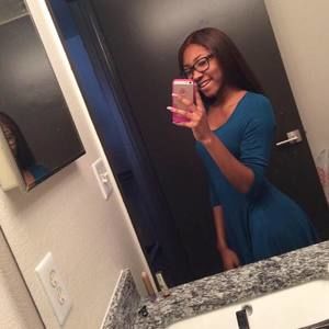 Meet your Posher, Ebony