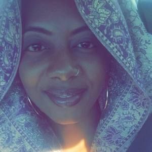 Meet your Posher, Zaina