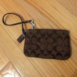 Wristlet