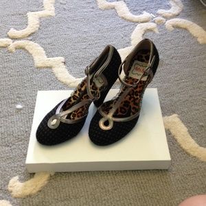 Brand new Betty Page shoes by Ellie Size 6