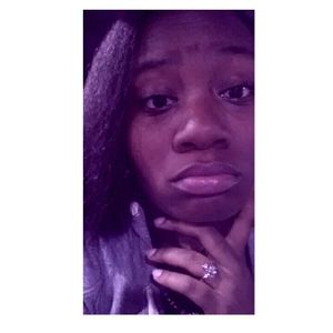 Meet your Posher, Tiesha