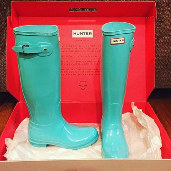 Tiffany blue hunter boots