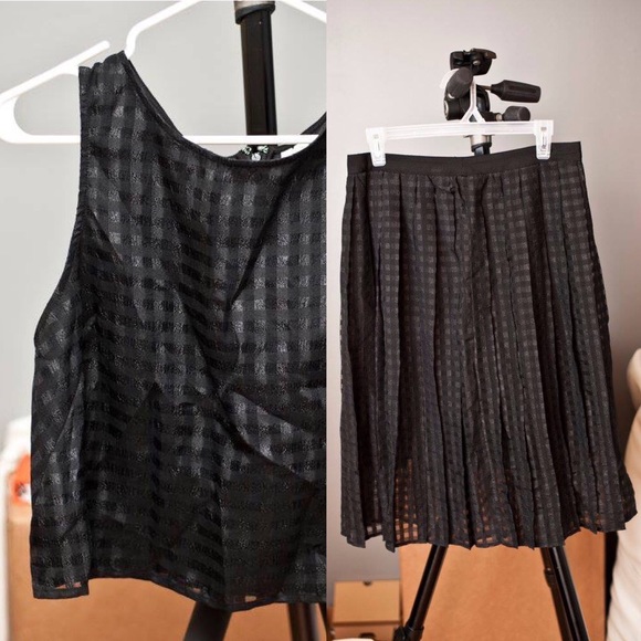 ELLE Black Plaid Crop Top & Skirt Two-Piece Set