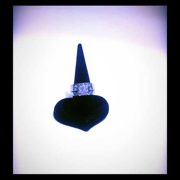 New CZ ring - Picture 1 of 1