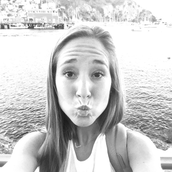 Meet your Posher, Megan - Picture 1 of 1