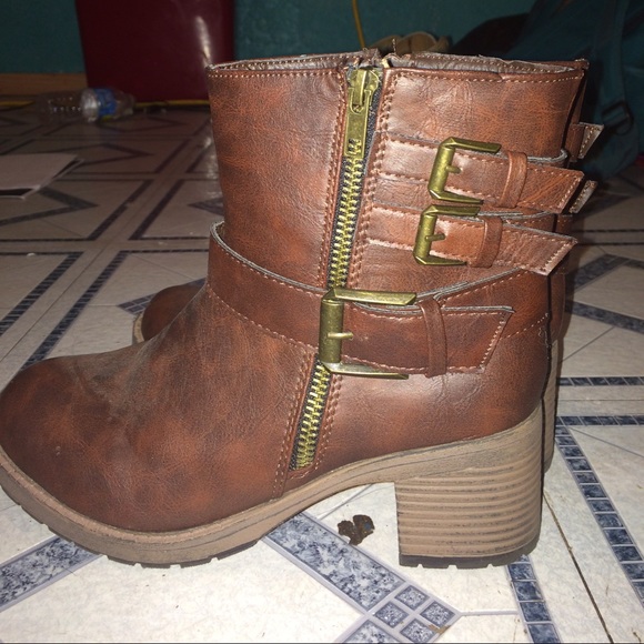 Short brown booties ❤️ - Picture 1 of 3