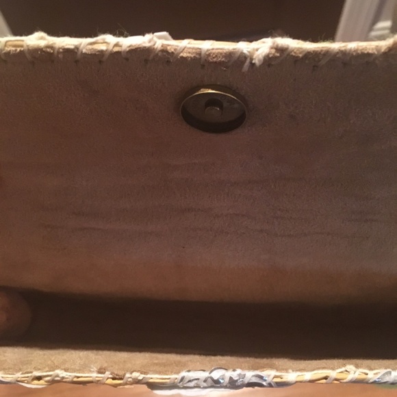 💐Host Pick💐🆕 One of a kind Clutch - Picture 4 of 4