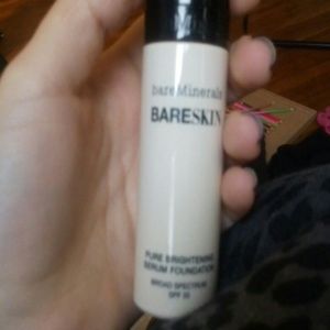 Bare minerals bareskin