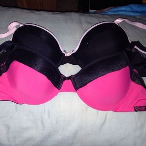 2 bras