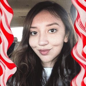 Meet your Posher, Nidia