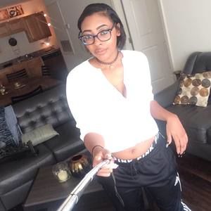 Meet your Posher, Carmen