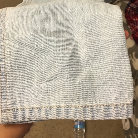 Kim Kardashian overall - Picture 3 of 4