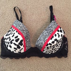 Brand new push up bra