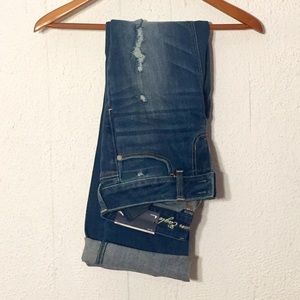 American Eagle Artist Jean, Distressed & Low Rise