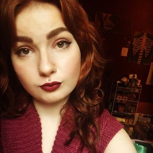 Meet your Posher, Shelbi