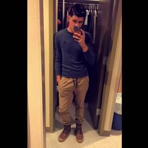 Meet your Posher, Dana