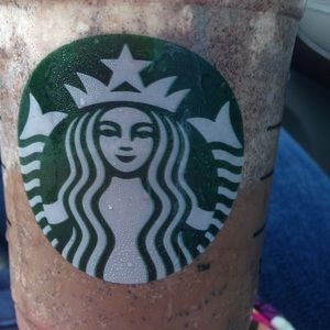 Meet your Posher, Caca