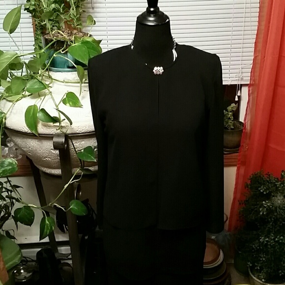 BLACK AFTER DARK DRESS - Picture 4 of 7