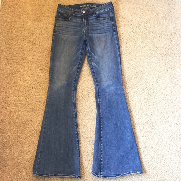 American Eagle Size 4 Jeans