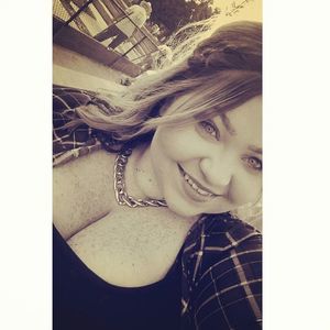 Meet your Posher, Alexis