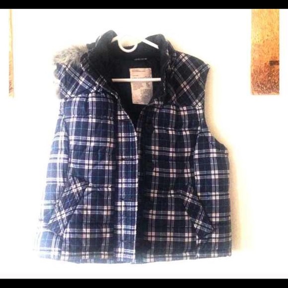 Aeropostale Plaid Puffer Vest size xl