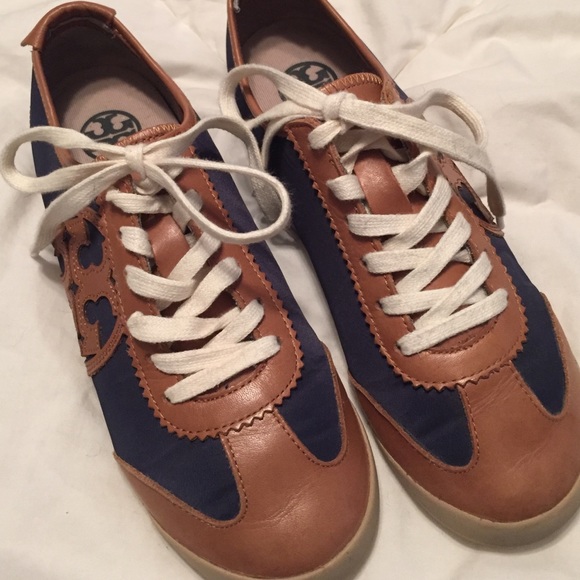 Navy and caramel leather Tory Burch sneakers!