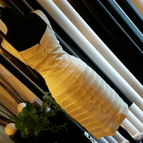 Ralph Lauren,  Lovely In Ivory - Picture 2 of 2