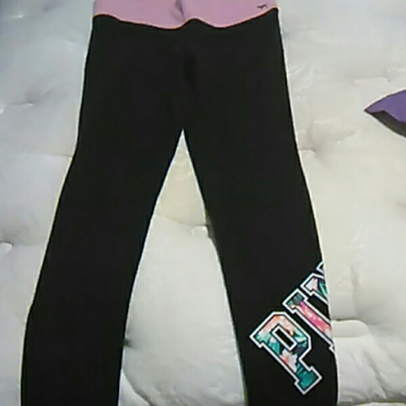 VS Pink "Tropical Yoga leggin"