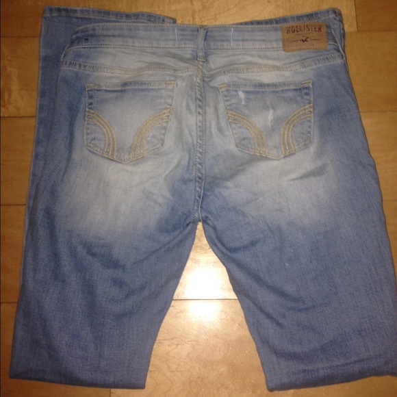hollister light washed jean (5 short) - Picture 1 of 2