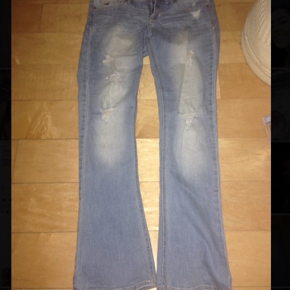 hollister light washed jean (5 short) - Picture 2 of 2
