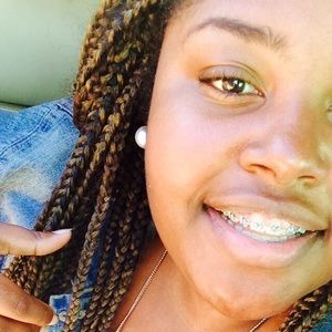 Meet your Posher, Whitney