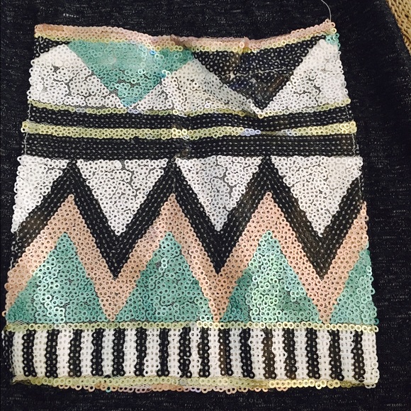 🎉2XHP🎉 Sequin Flyaway Cardigan - Picture 3 of 3