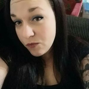 Meet your Posher, Casandra