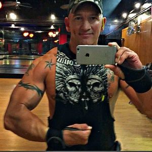 Meet your Posher, Eric