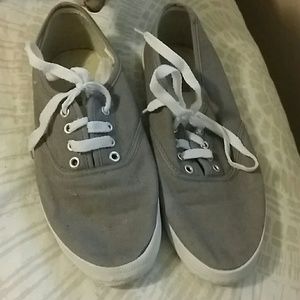 Urban outfitters gray tennis shoes