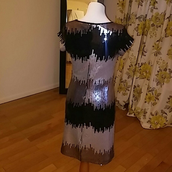 Sequins Dress - Picture 3 of 4